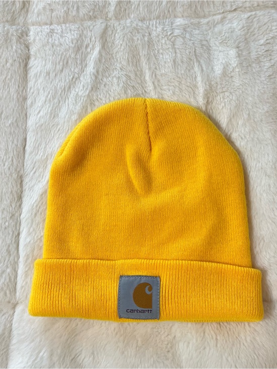 Carhartt Accessories - Carhartt yellow beanie
